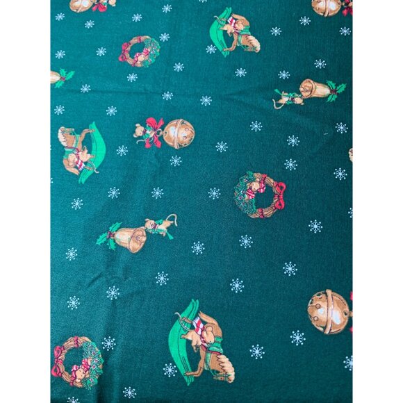 Vintage Wamsutta & Hallmark Christmas Fabric 1/2 Yard Green with Toys Snowflakes - Picture 2 of 6